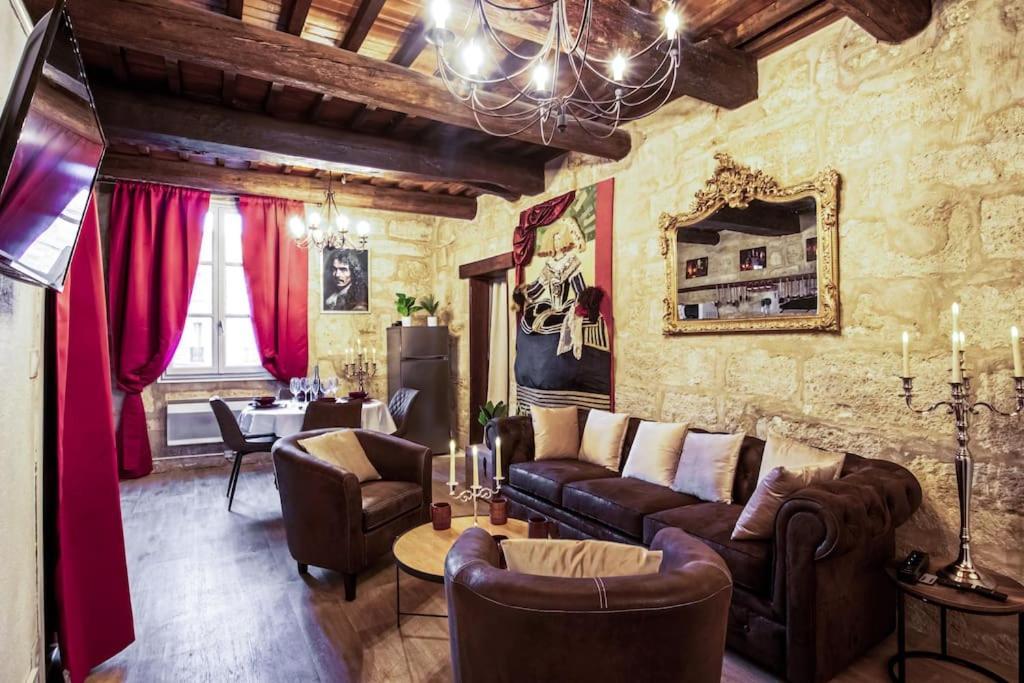 Apartamento Le Moliere - Enigme Et Sauna Pézenas Exterior foto