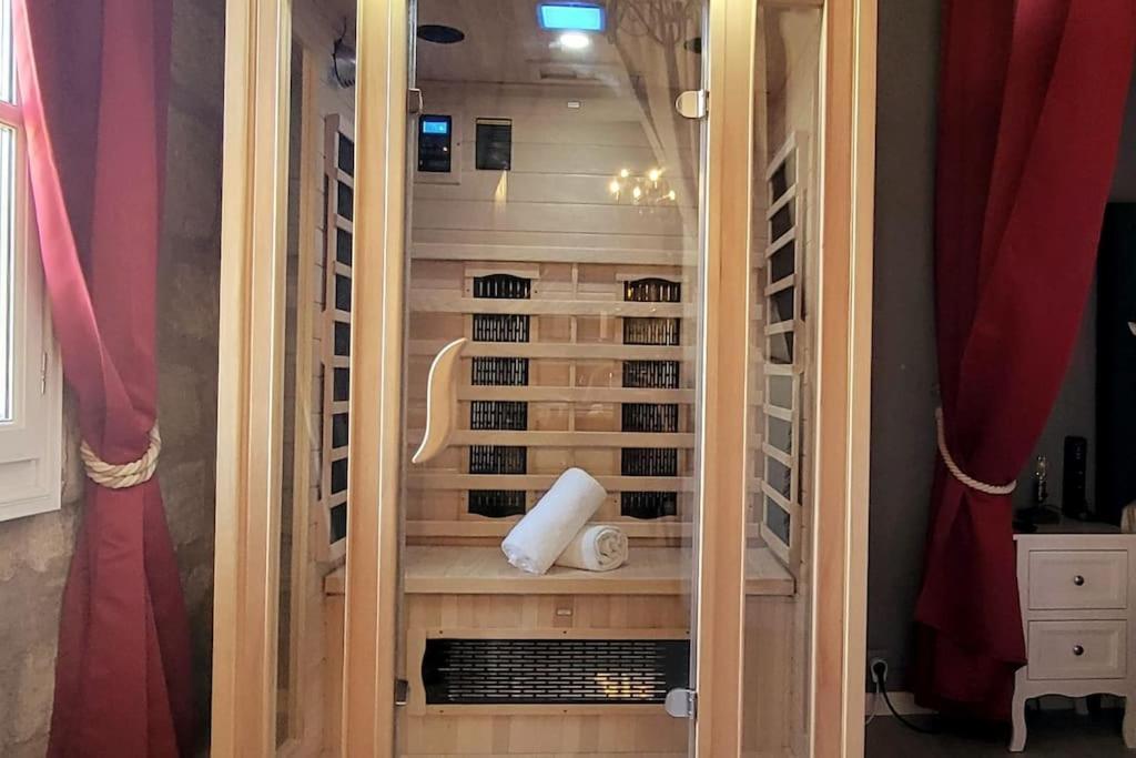 Apartamento Le Moliere - Enigme Et Sauna Pézenas Exterior foto